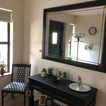Bed & Breakfast Red Row House *