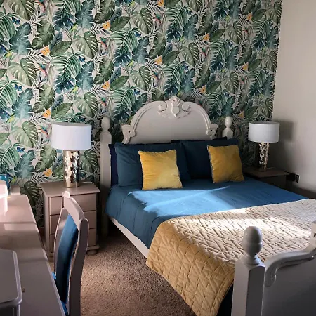 Panzió Red Row House Burnfoot