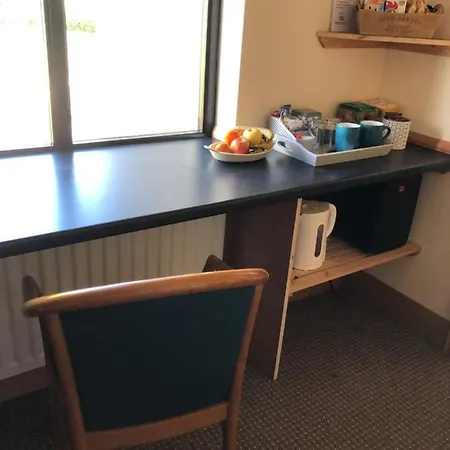 Panzió Red Row House *