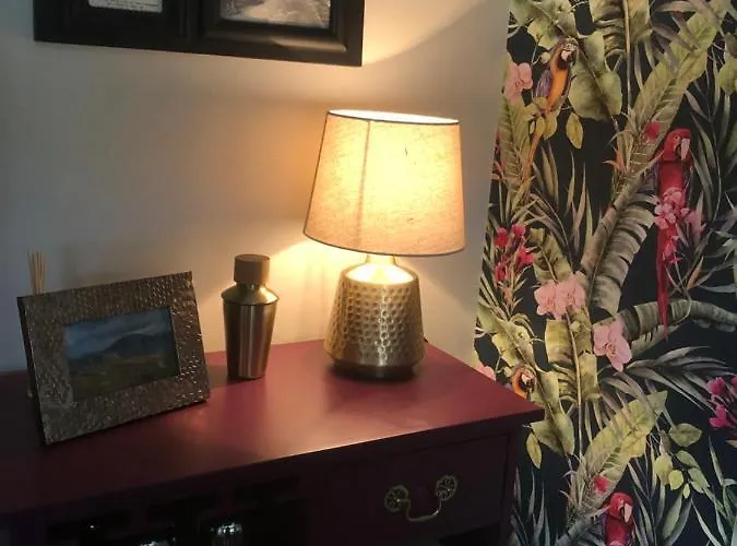 Bed & Breakfast Red Row House