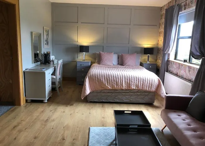 Red Row House * Burnfoot