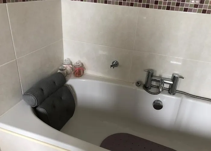 Red Row House Couette-café *