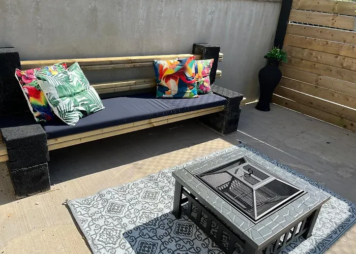 Red Row House * Burnfoot